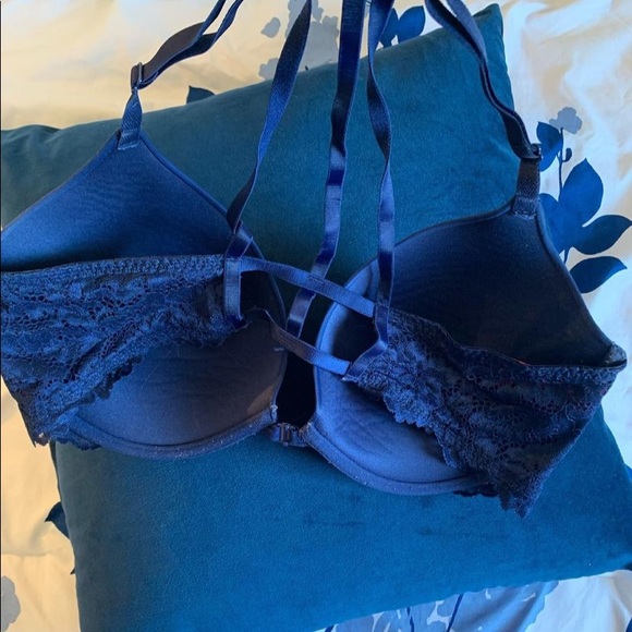36DD La Senza Bra - Picture 2 of 2